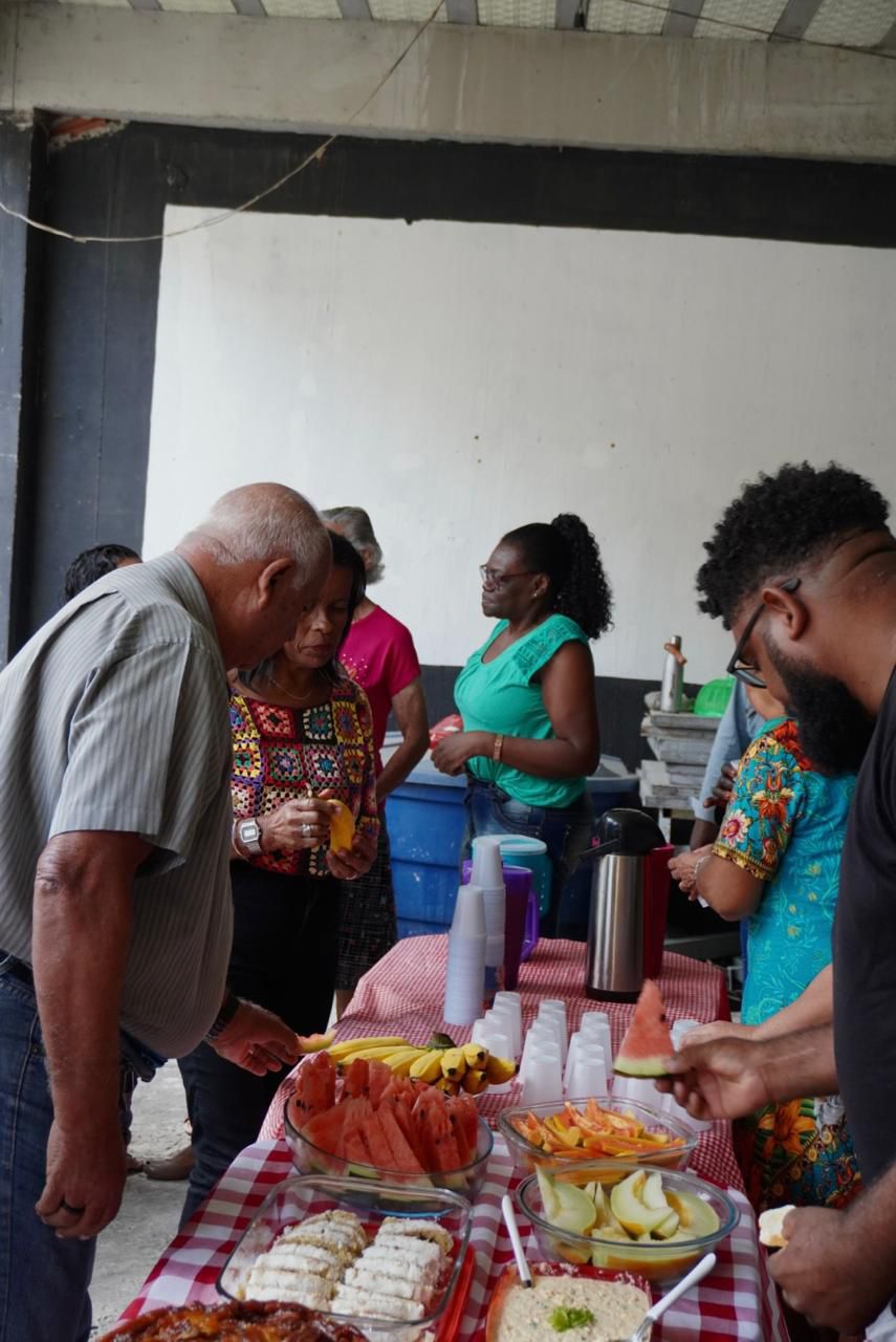 Descrição da foto 5 do café com avós