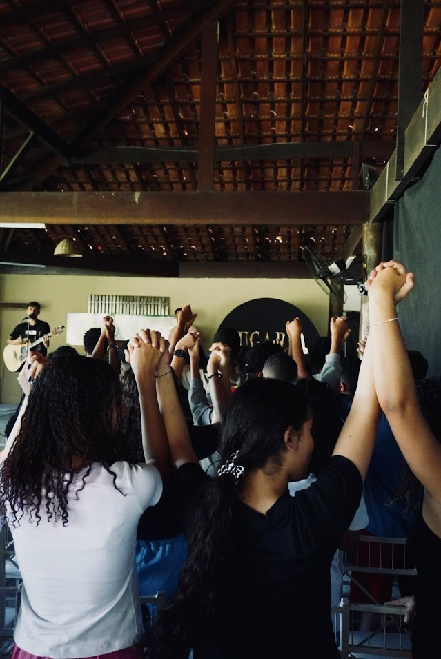 Encontro de estudo bíblico