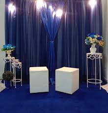 Decoração de Natal com luzes e guirlandas