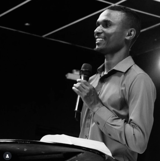 Foto do Pastor Alan Gois